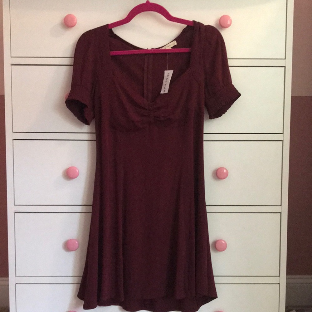 LA hearts/PacSun burgundy shortsleeved dress